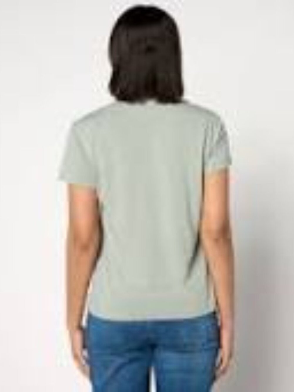 NWT: Barefoot Dreams Malibu Collection Short Sleeve V-Neck Tee - Picture 2 of 6